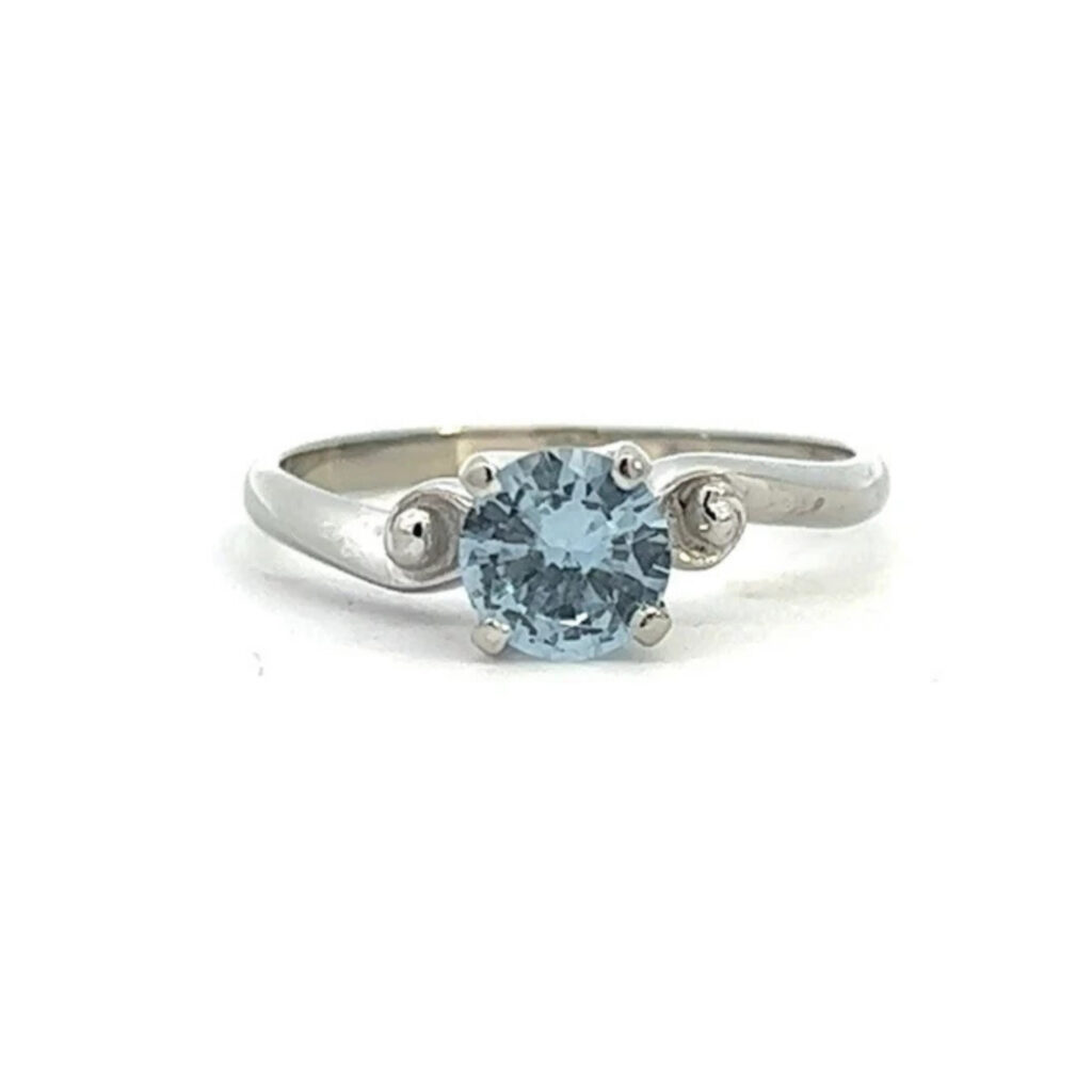 10k White Gold Vintage Blue Topaz Ring