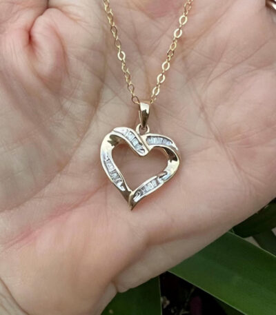 Vintage 10k Yellow Gold Heart Pendant