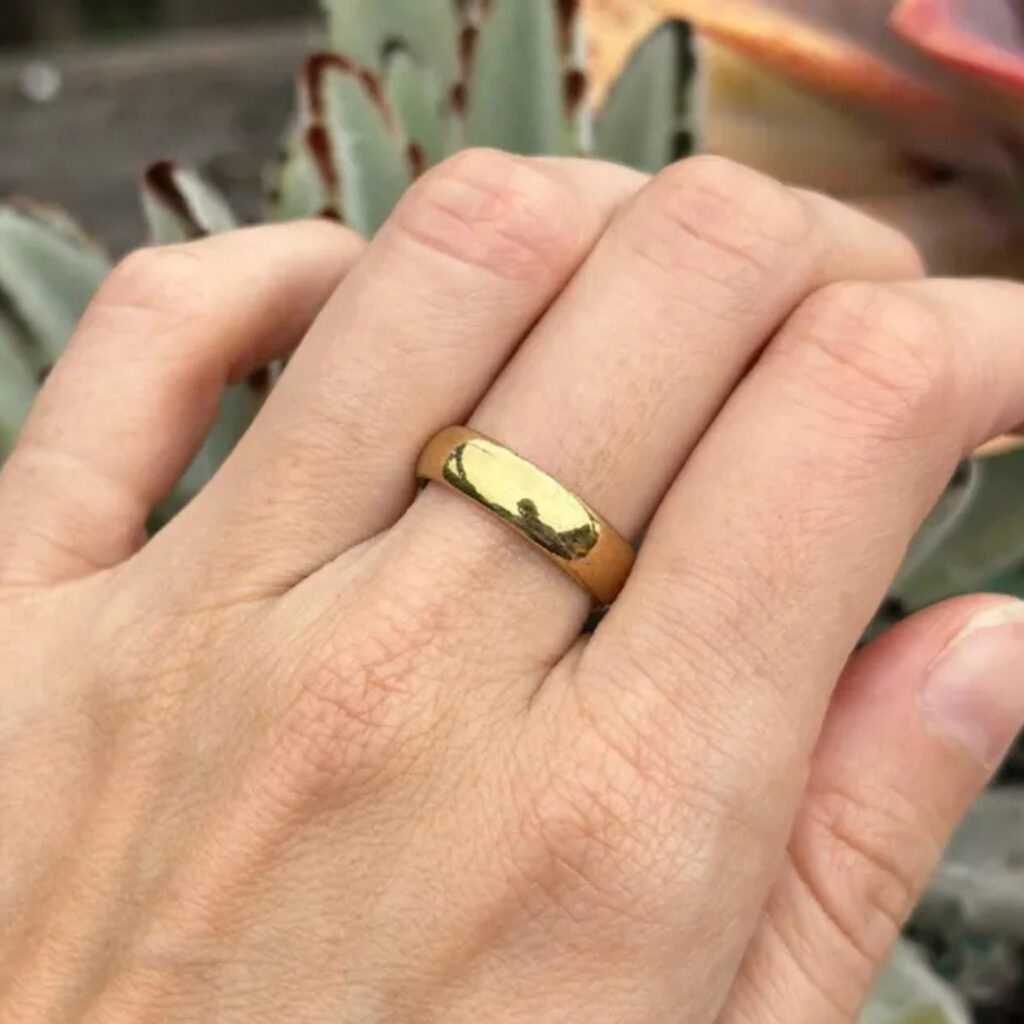 Vintage 18k Yellow Gold Comfort Fit Ring Band