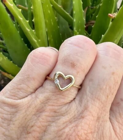 Vintage Heart Ring Gold