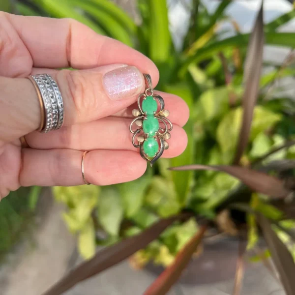 Vintage 14k Gold Jade Pendant Estate 3‑Stone Charm #197