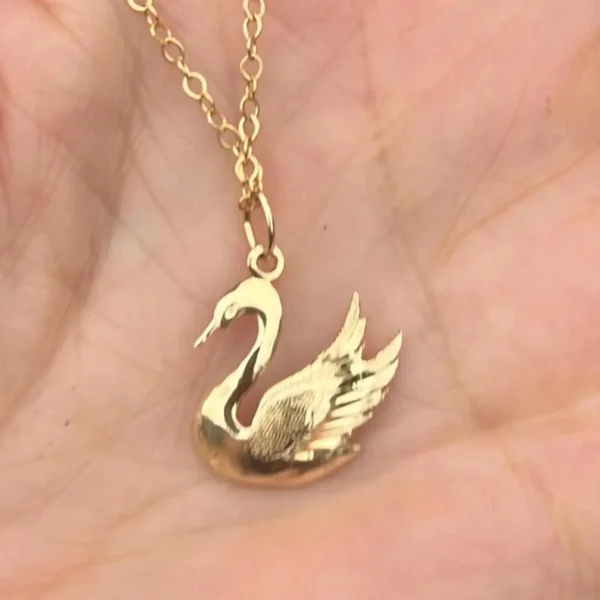 Vintage 14k Gold Swan Charm Pendant– #182
