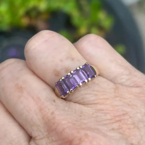 Vintage 14k Gold Amethyst Ring – 4 Stones, Size 7.5. #180