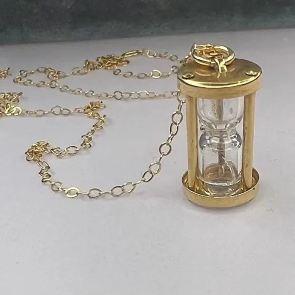Vintage 14k Gold Hourglass Pendant – 3D Novelty Charm with Chain #21