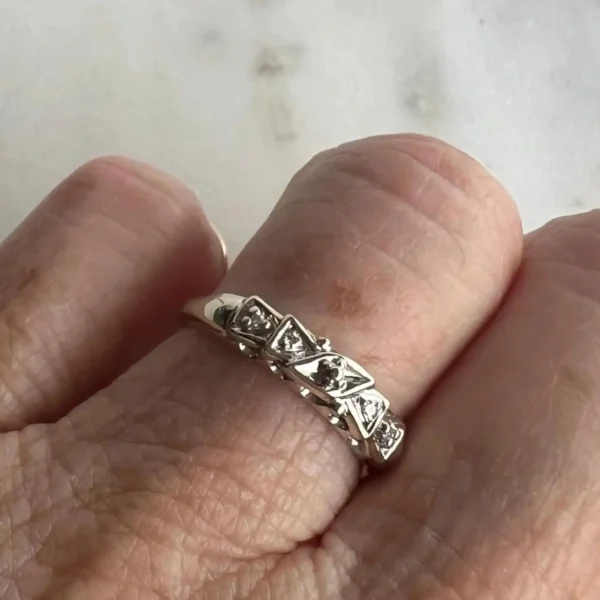 Vintage 14k White Gold Diamond Band – Size 5.75 #100