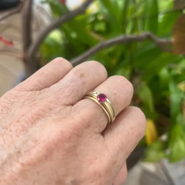 Vintage 8k Gold Red Spinel Ring – Size 8.5, 333 Stamp #159