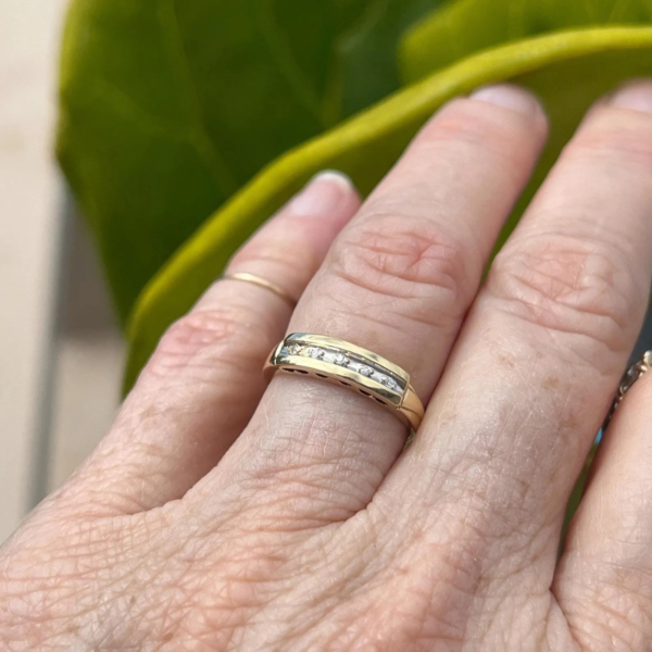 Vintage 14k Gold Diamond Promise Ring – Estate Size 6 #033